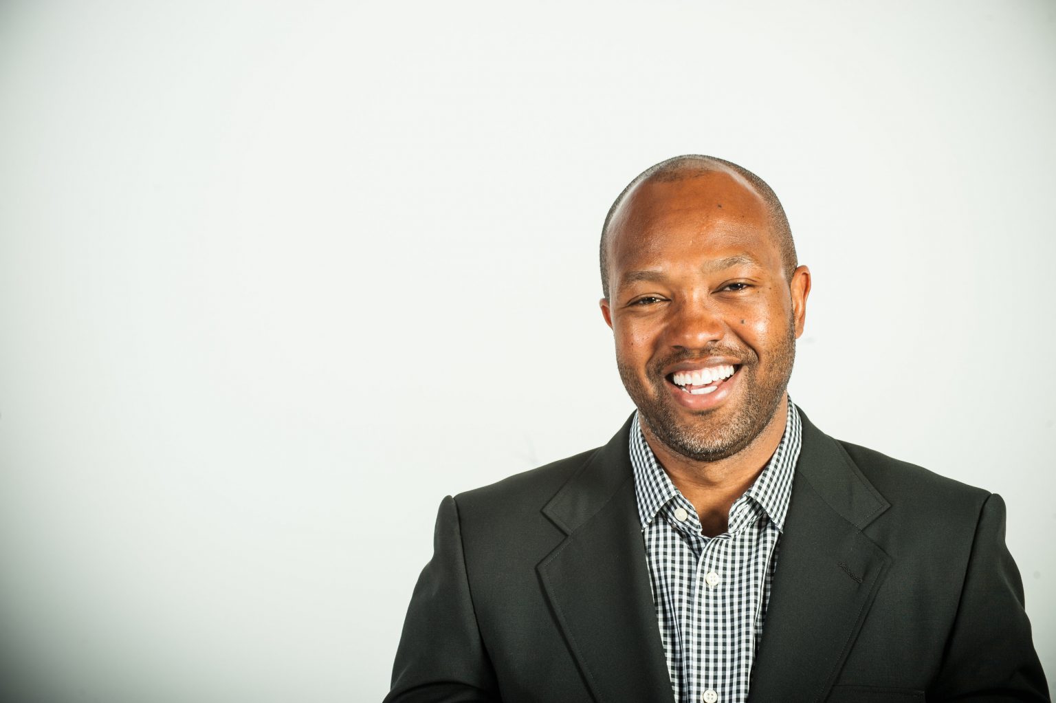Q&A with Torry Holt: Former NFL Star and NCSU Student - WALTER Magazine