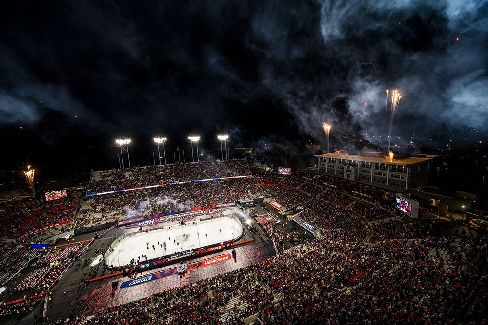 Iconic Photos from the 2023 Stadium Series Hockey Game - WALTER